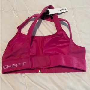 NWT SHEFIT Ultimate Sports Bra in Berry Pink size medium